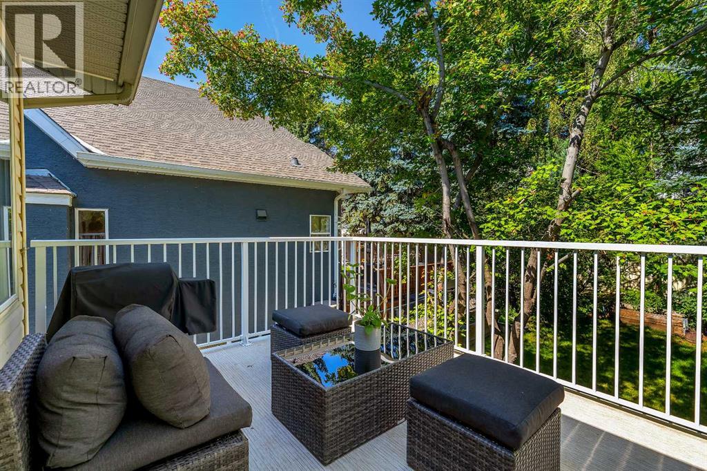 812 Diamond Court Se, Calgary, Alberta  T2J 7E2 - Photo 8 - A2247887