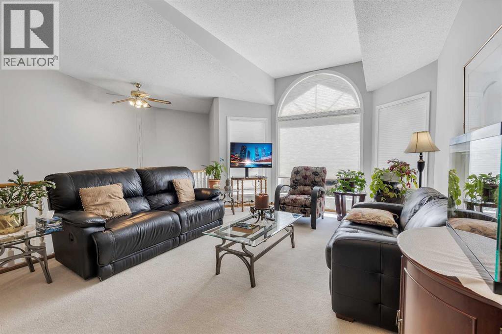 812 Diamond Court Se, Calgary, Alberta  T2J 7E2 - Photo 15 - A2247887