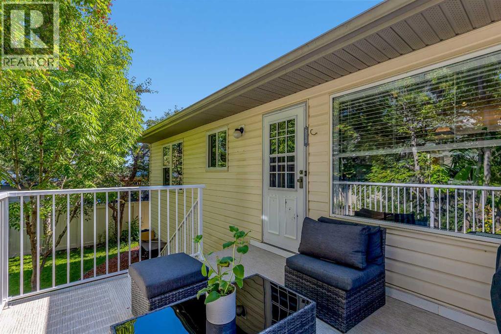 812 Diamond Court Se, Calgary, Alberta  T2J 7E2 - Photo 7 - A2247887