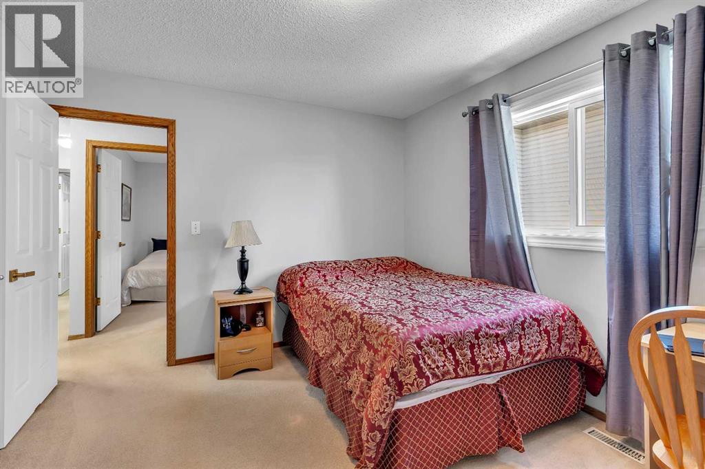 812 Diamond Court Se, Calgary, Alberta  T2J 7E2 - Photo 26 - A2247887