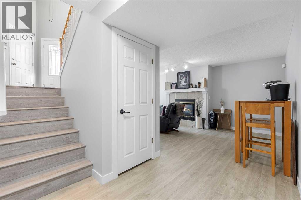 812 Diamond Court Se, Calgary, Alberta  T2J 7E2 - Photo 31 - A2247887