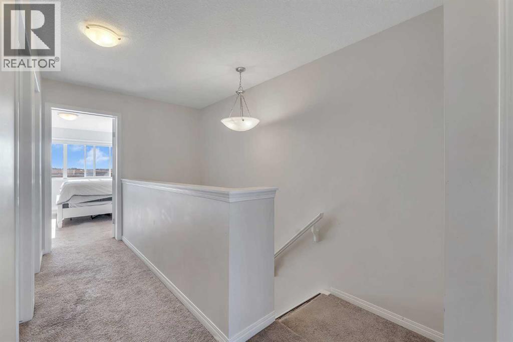 209 Hillcrest Square Sw, Airdrie, Alberta  T4B 4J1 - Photo 18 - A2266017