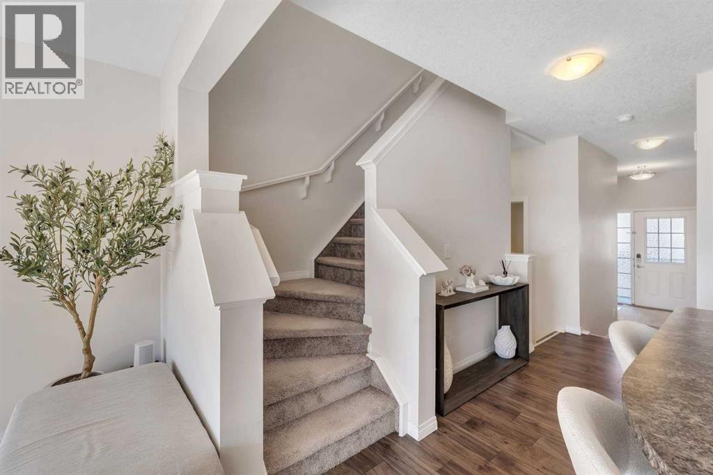 209 Hillcrest Square Sw, Airdrie, Alberta  T4B 4J1 - Photo 17 - A2266017