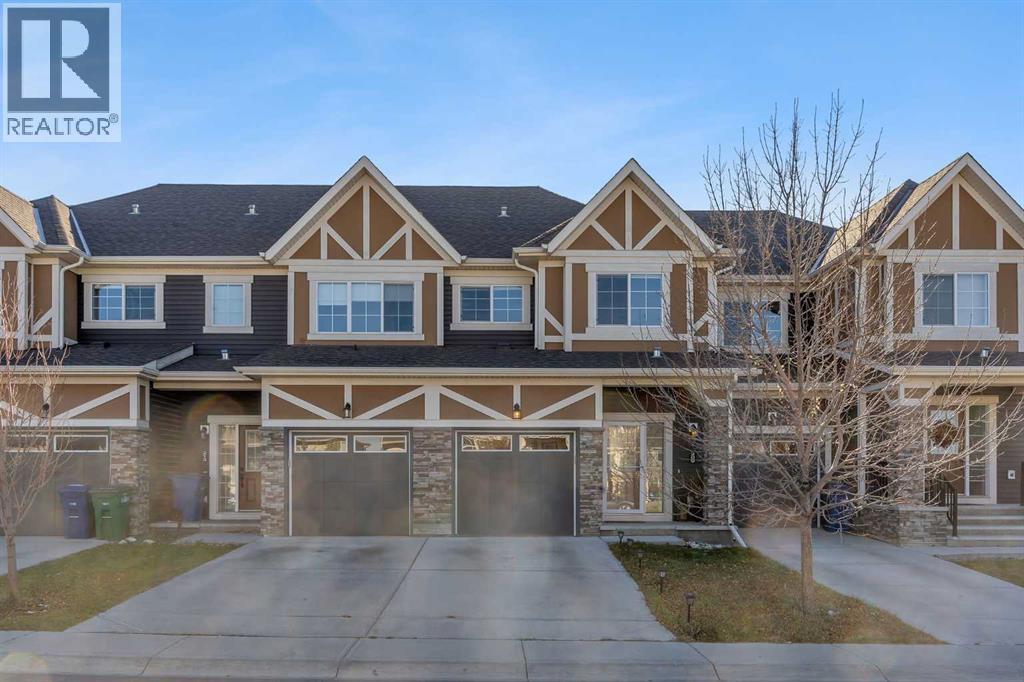 209 Hillcrest Square Sw, Airdrie, Alberta  T4B 4J1 - Photo 2 - A2266017