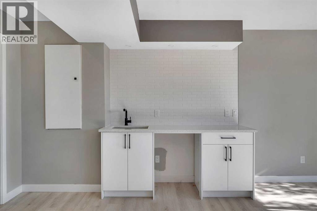 209 Hillcrest Square Sw, Airdrie, Alberta  T4B 4J1 - Photo 31 - A2266017