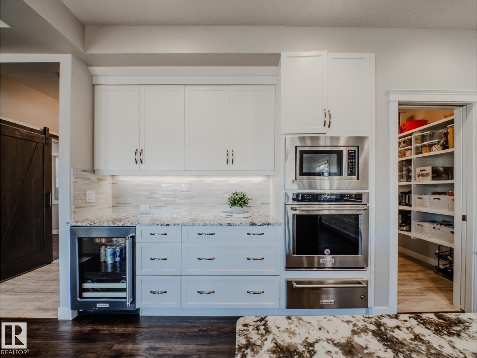 Property at 4710 41 ST image 2