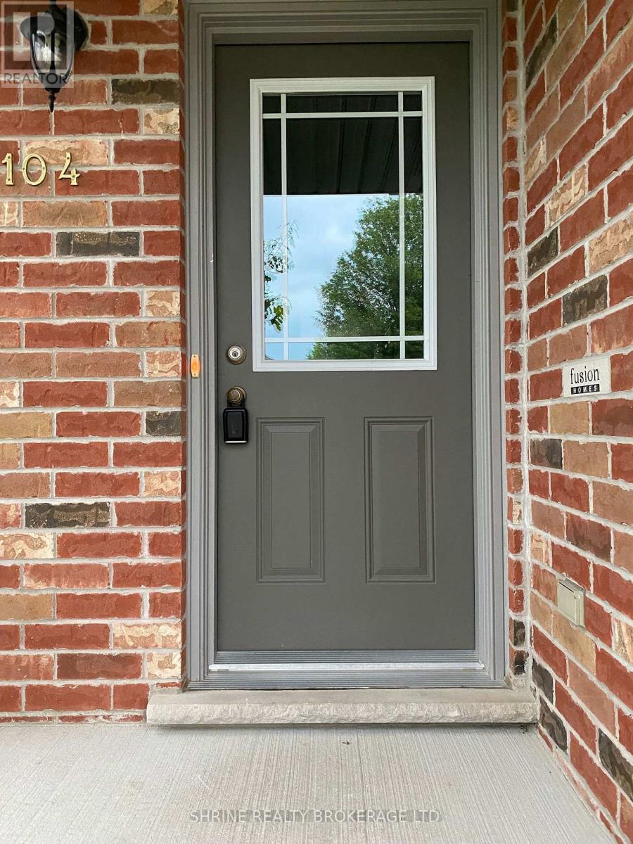 1104 Foxhunt Road, London North, Ontario  N6G 0C3 - Photo 2 - X12505808