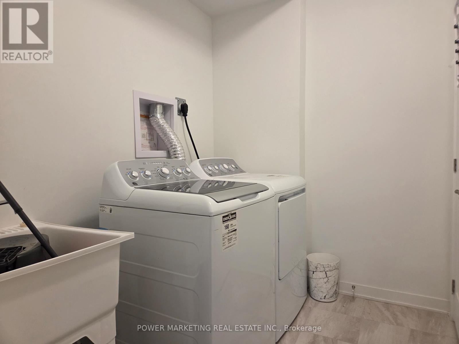 903 Nova Private, Ottawa, Ontario  K2J 7B3 - Photo 4 - X12505778