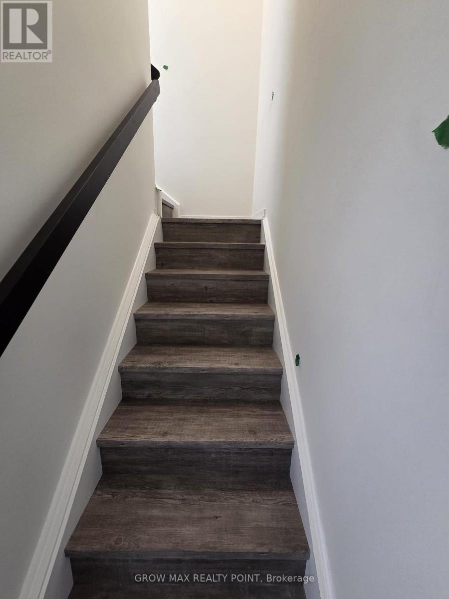 3 - 7 Kingbird Common, Cambridge, Ontario  N1T 0H4 - Photo 34 - X12505716