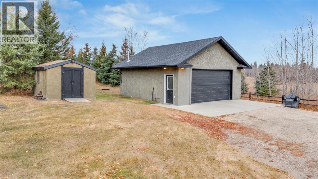 15 Creek Road, Rural Ponoka County, Alberta  T4J 1R3 - Photo 6 - A2266778