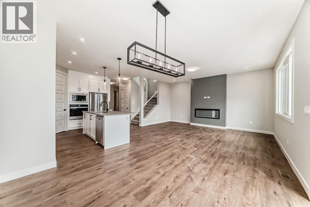 91 Saddlebred Place, Cochrane, Alberta  T4C 3E6 - Photo 11 - A2267333