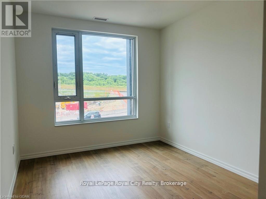 181 Elmira Road S, Guelph, Ontario  N1K 0E4 - Photo 9 - X12505748