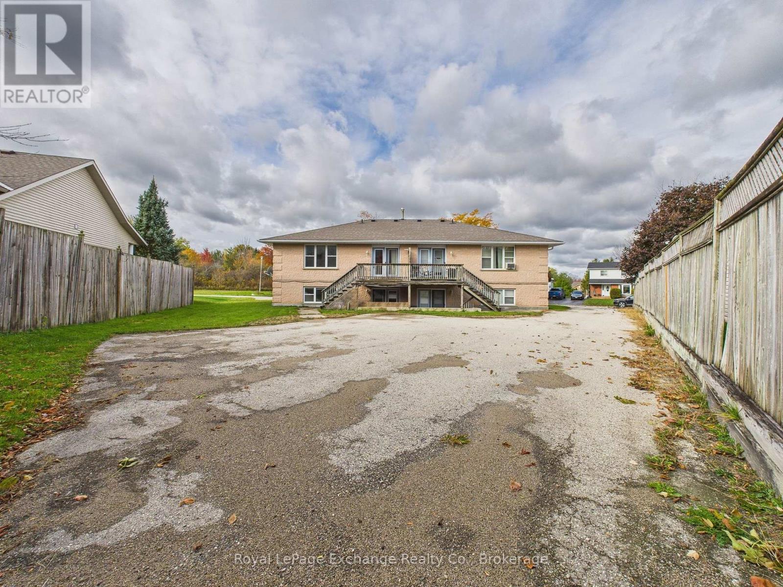 403 Highland Drive, North Huron, Ontario  N0G 2W0 - Photo 4 - X12505758