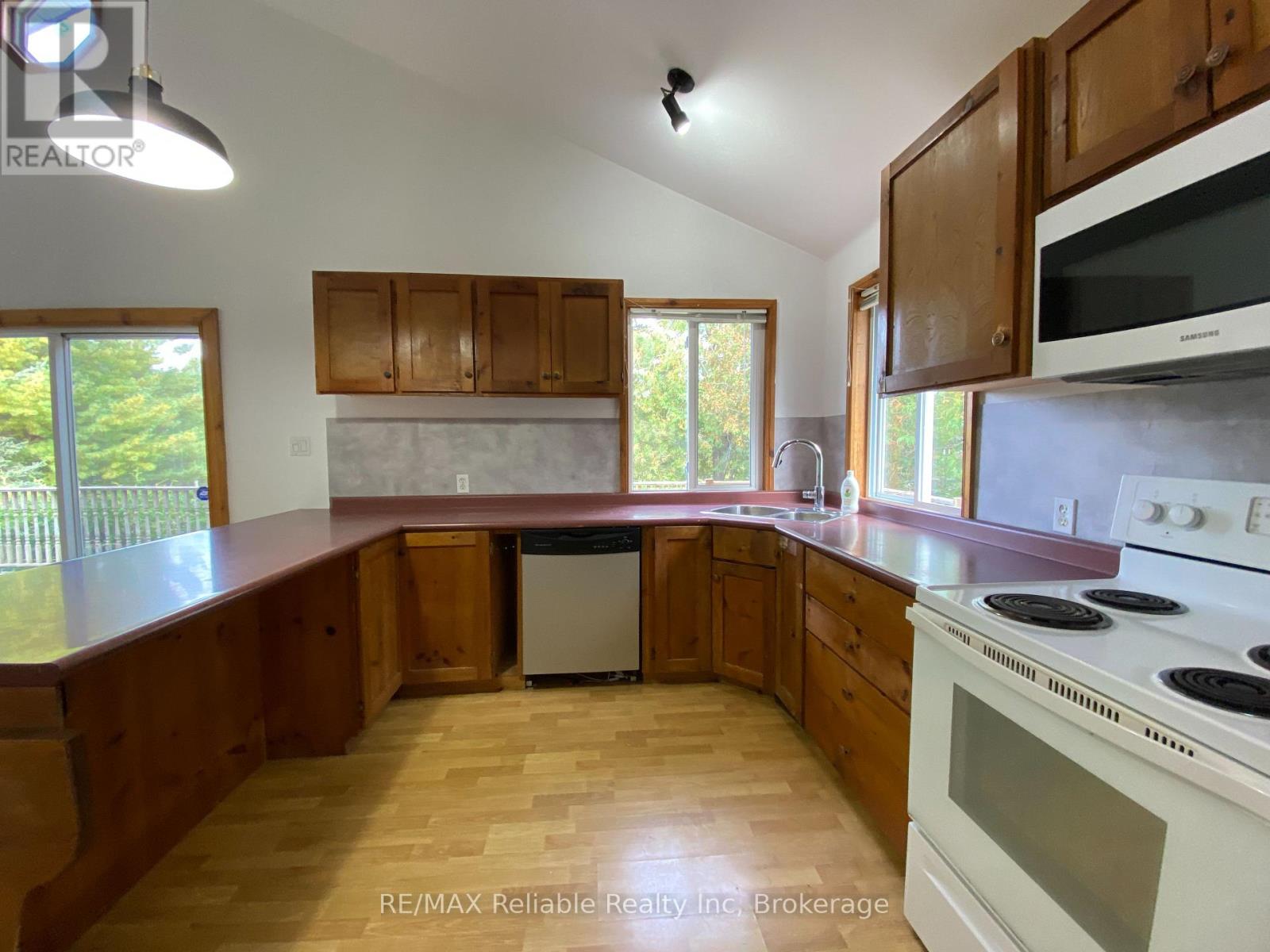 36874 School Road, Ashfield-Colborne-Wawanosh, Ontario  N7A 3Y2 - Photo 11 - X12505768