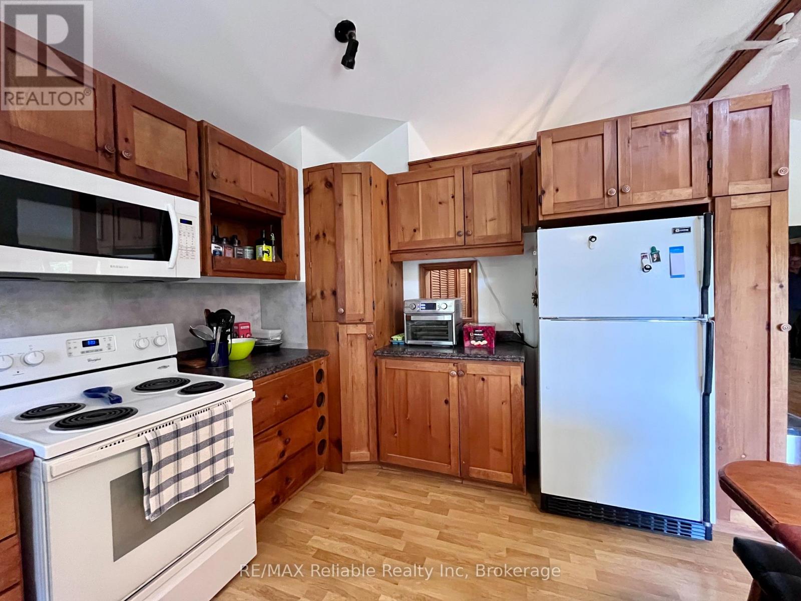 36874 School Road, Ashfield-Colborne-Wawanosh, Ontario  N7A 3Y2 - Photo 12 - X12505768