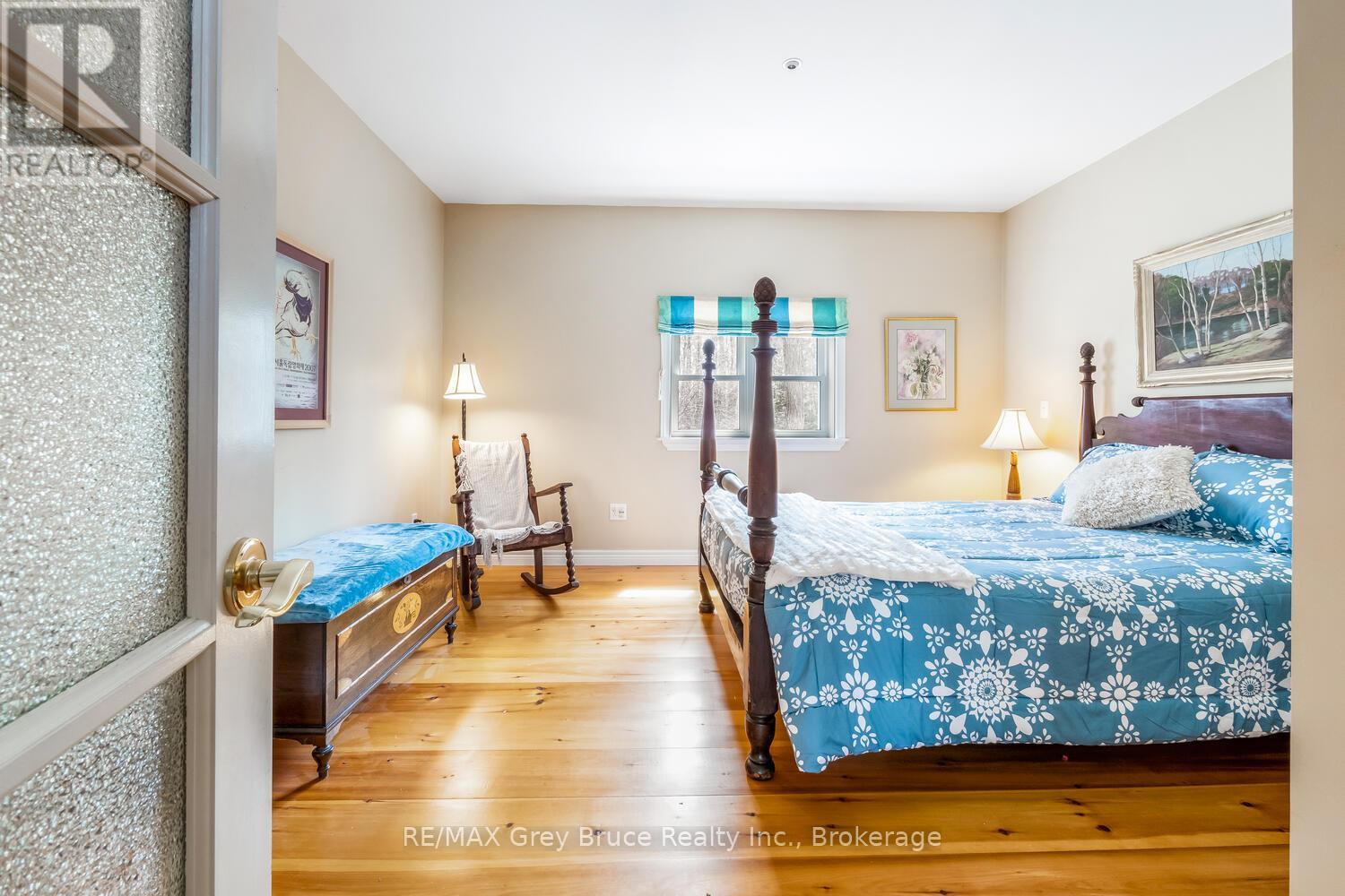 20 Maple Drive, Northern Bruce Peninsula, Ontario  N0H 1Z0 - Photo 17 - X12505828