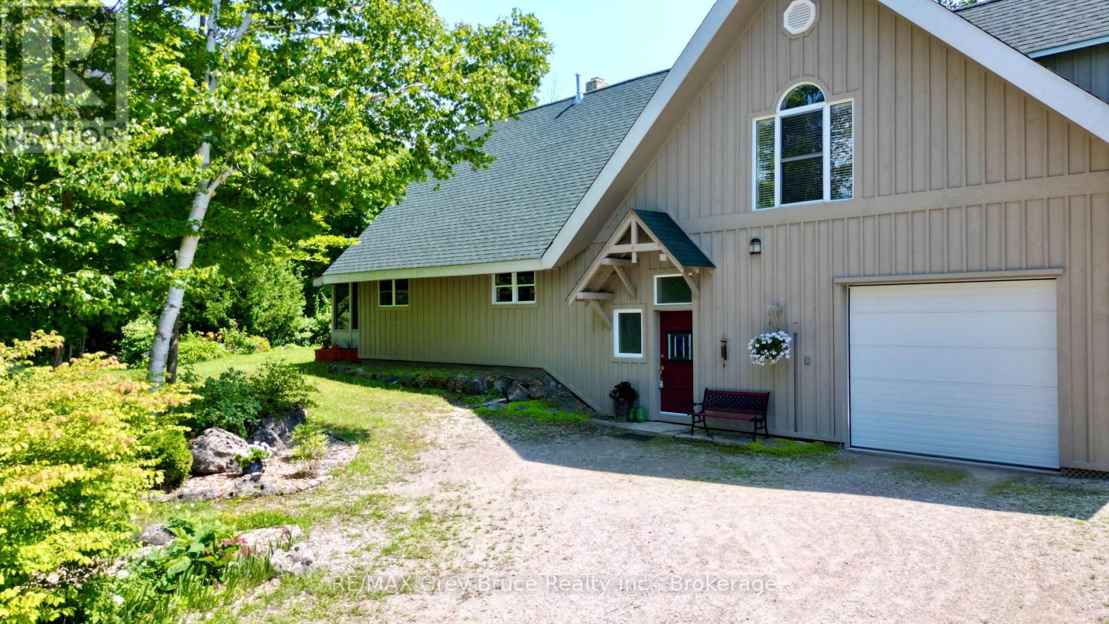 20 Maple Drive, Northern Bruce Peninsula, Ontario  N0H 1Z0 - Photo 2 - X12505828
