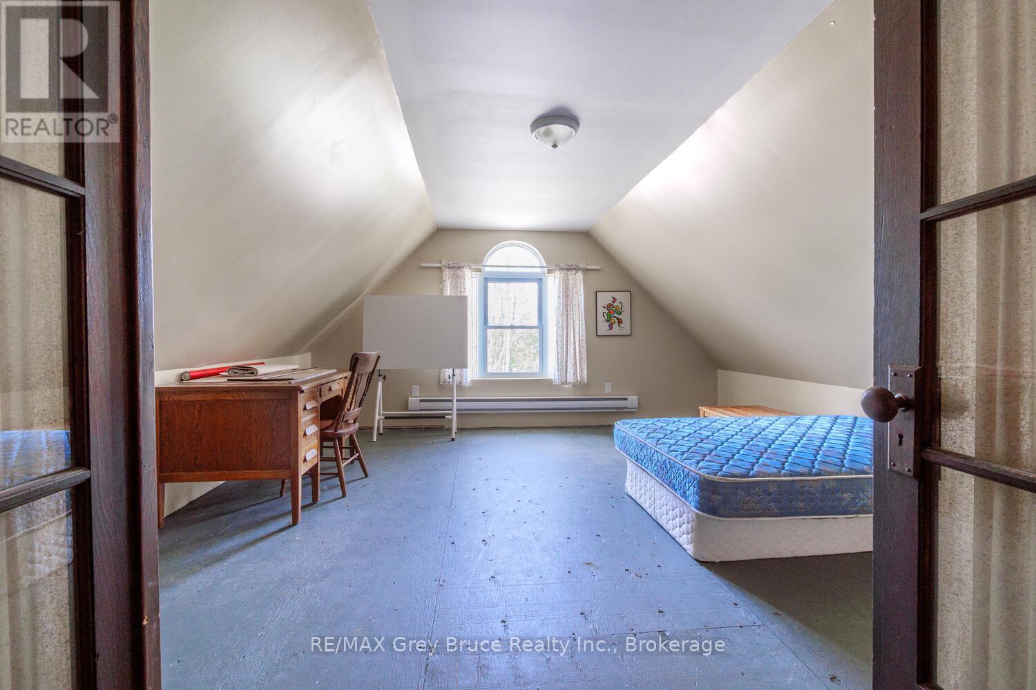 20 Maple Drive, Northern Bruce Peninsula, Ontario  N0H 1Z0 - Photo 33 - X12505828