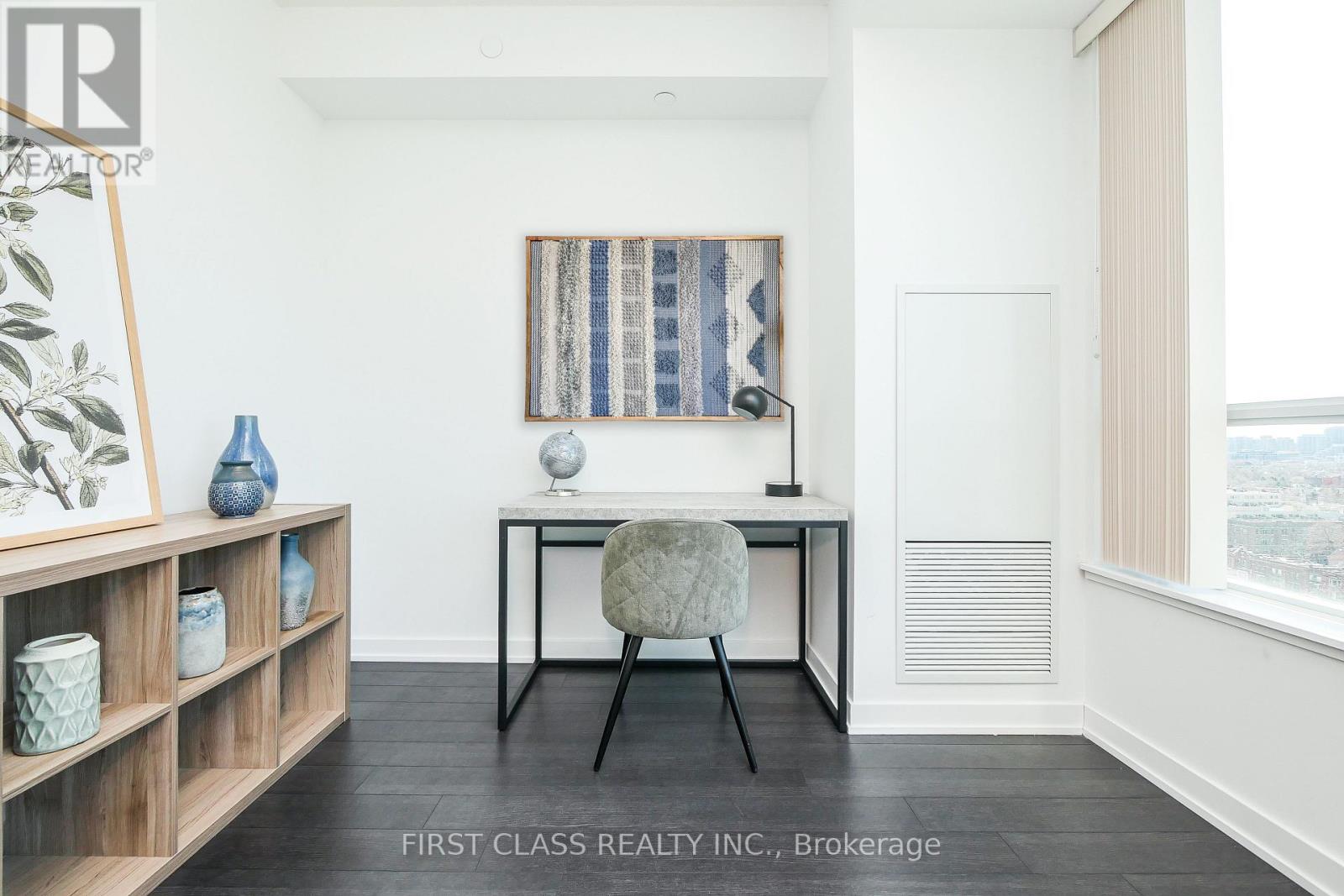 1605 - 181 Huron Street, Toronto (Kensington-Chinatown), Ontario  M5T 0C1 - Photo 3 - C12505760