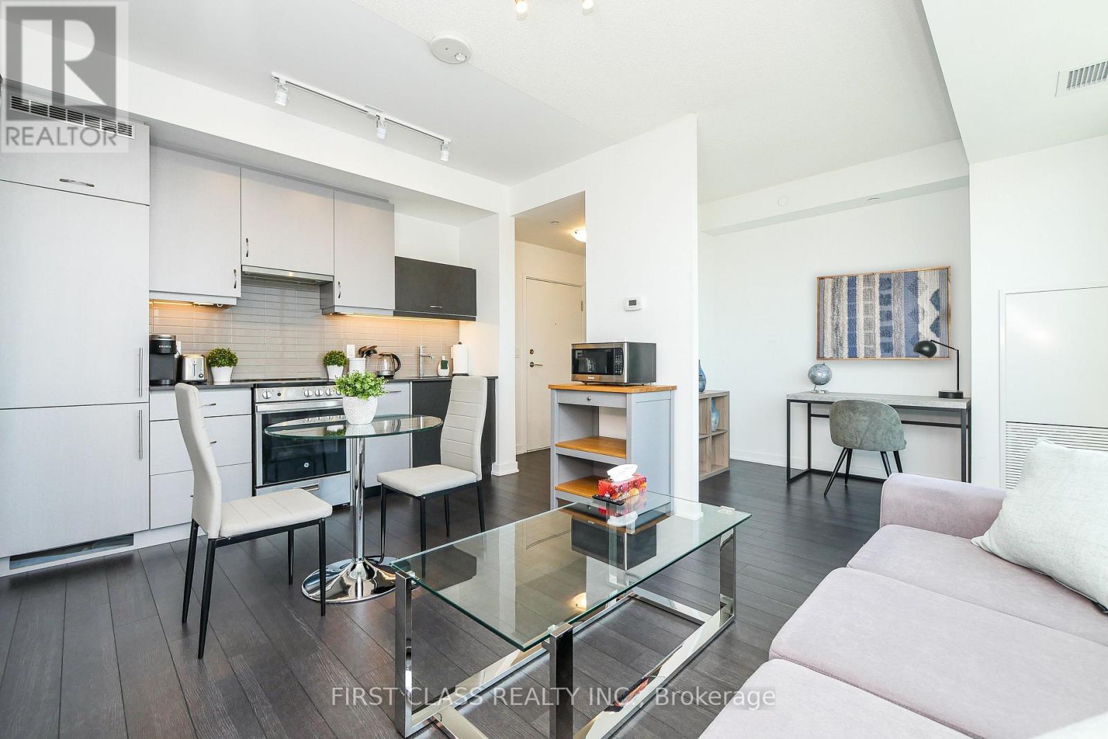 1605 - 181 Huron Street, Toronto (Kensington-Chinatown), Ontario  M5T 0C1 - Photo 8 - C12505760