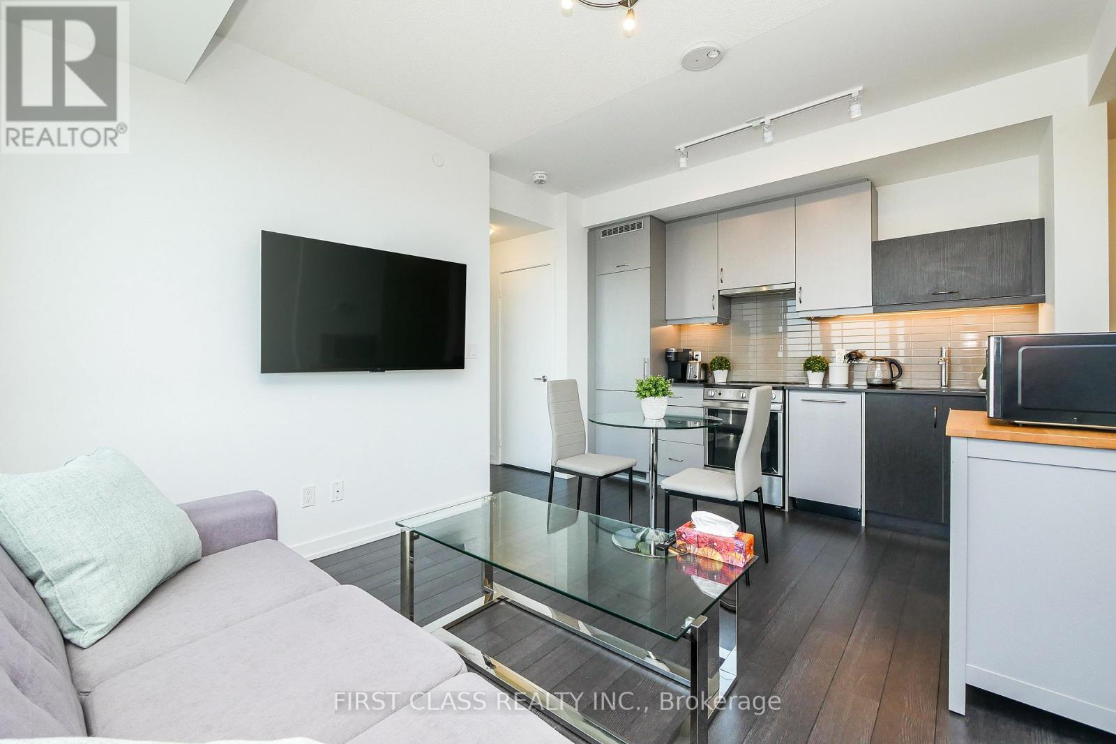 1605 - 181 Huron Street, Toronto (Kensington-Chinatown), Ontario  M5T 0C1 - Photo 9 - C12505760