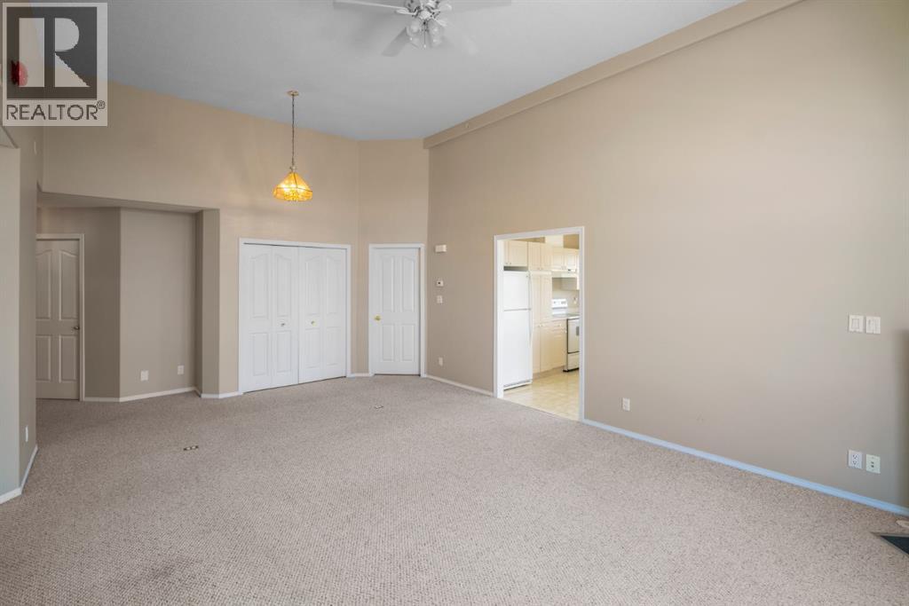 405, 4625 50 Street, Camrose, Alberta  T4V 4R2 - Photo 12 - A2235831