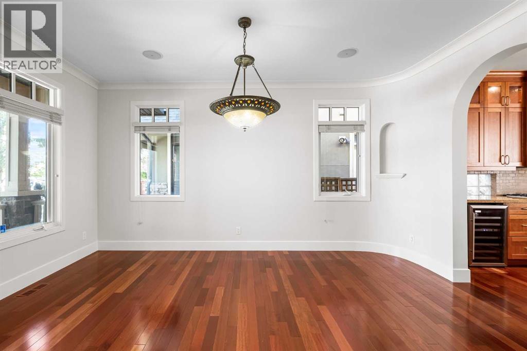 2035 Bowness Road Nw, Calgary, Alberta  T2N 3K0 - Photo 5 - A2256675