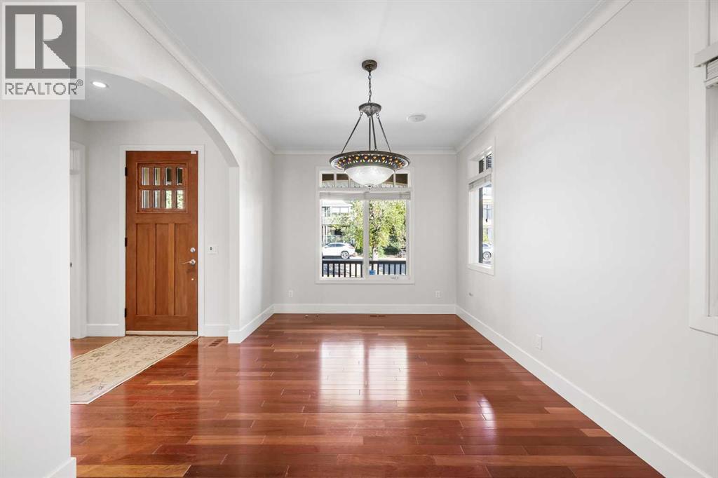 2035 Bowness Road Nw, Calgary, Alberta  T2N 3K0 - Photo 3 - A2256675