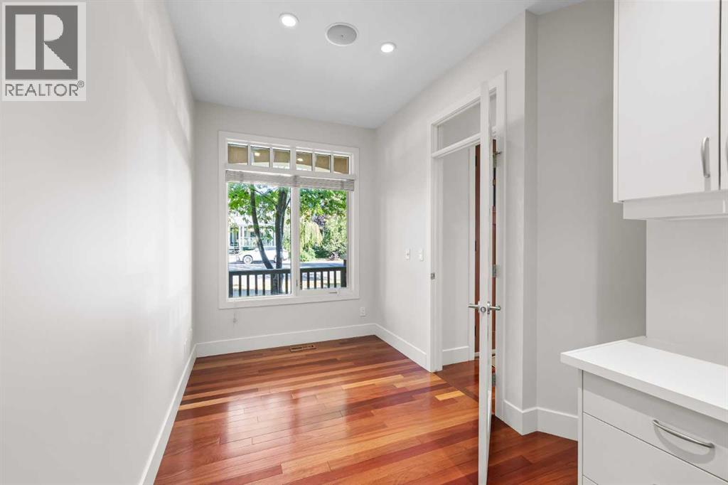 2035 Bowness Road Nw, Calgary, Alberta  T2N 3K0 - Photo 15 - A2256675