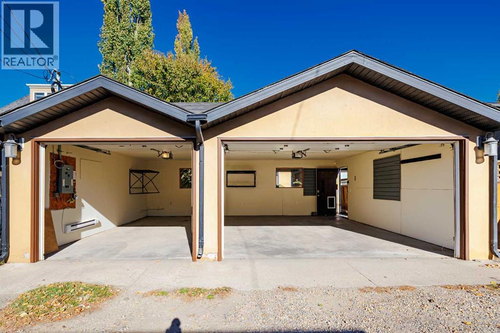 2035 Bowness Road Nw, Calgary, Alberta  T2N 3K0 - Photo 46 - A2256675