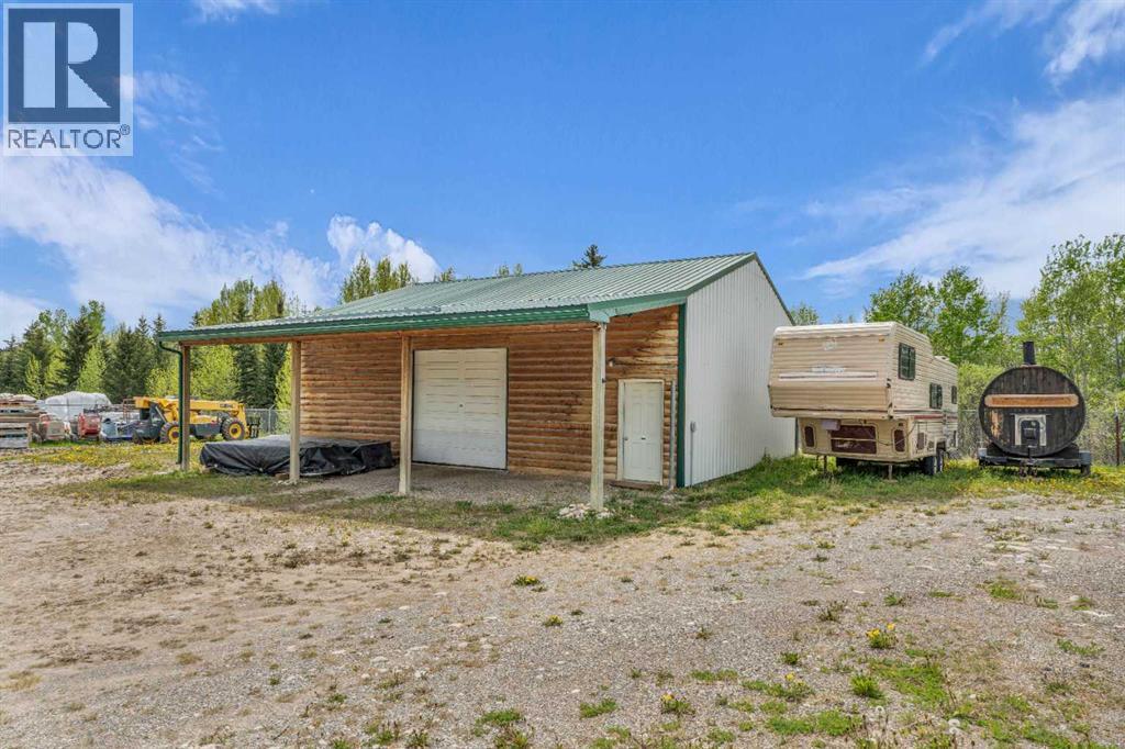 213 Railway Avenue E, Cremona, Alberta  T0M 2E0 - Photo 2 - A2262101