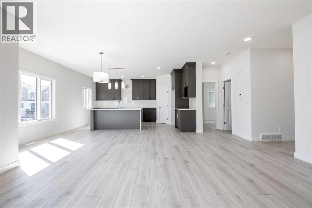 145 Sunstone Way, Balzac, Alberta  T4B 5T5 - Photo 10 - A2261463