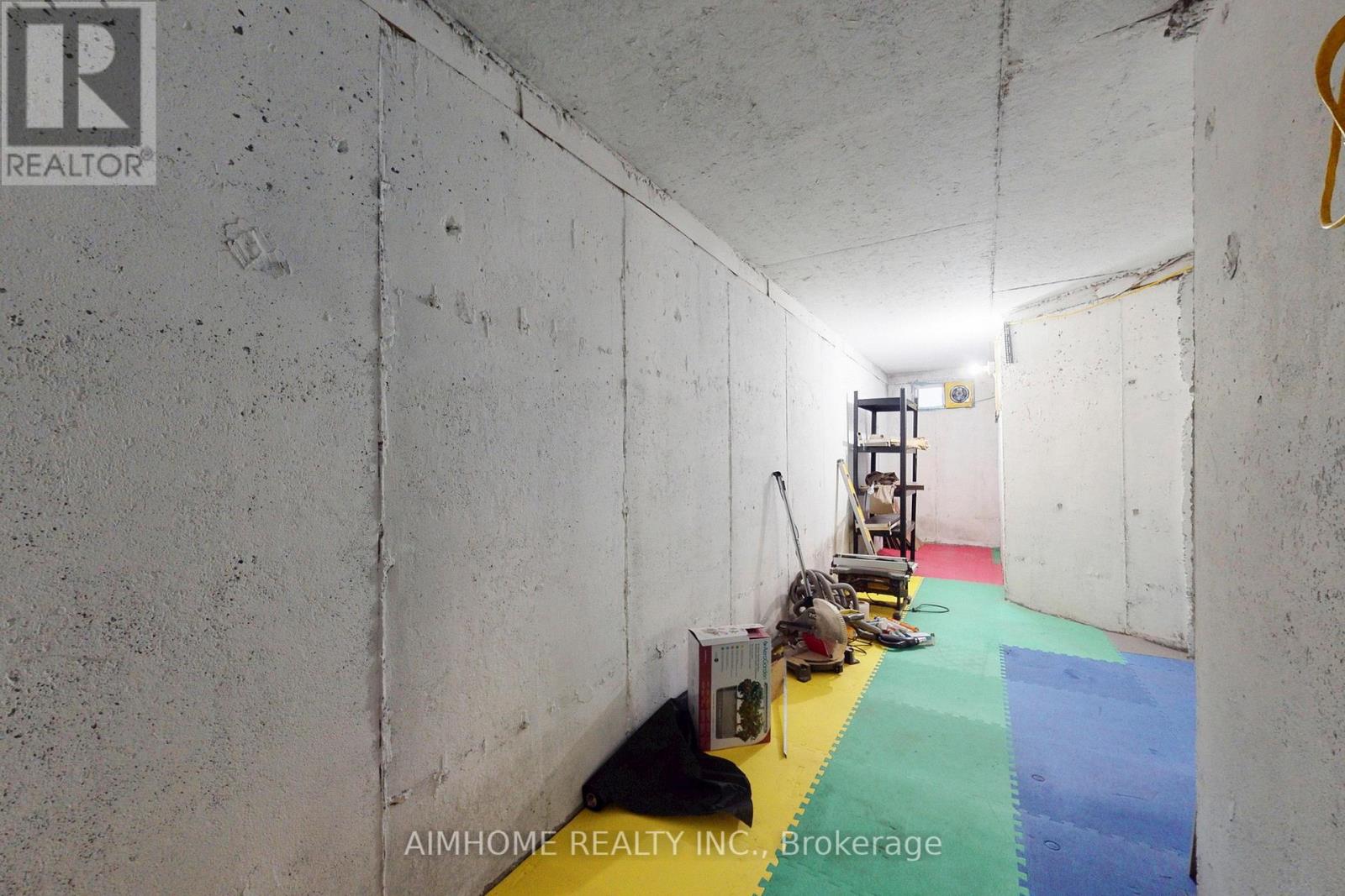 812 Foxcroft Boulevard, Newmarket, Ontario  L3X 1M8 - Photo 47 - N12505820