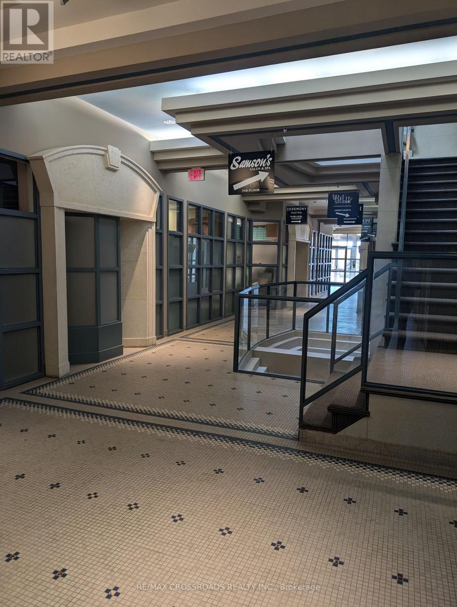 200 - 50 Dunlop Street E, Barrie, Ontario  L4M 6J9 - Photo 10 - S12505826