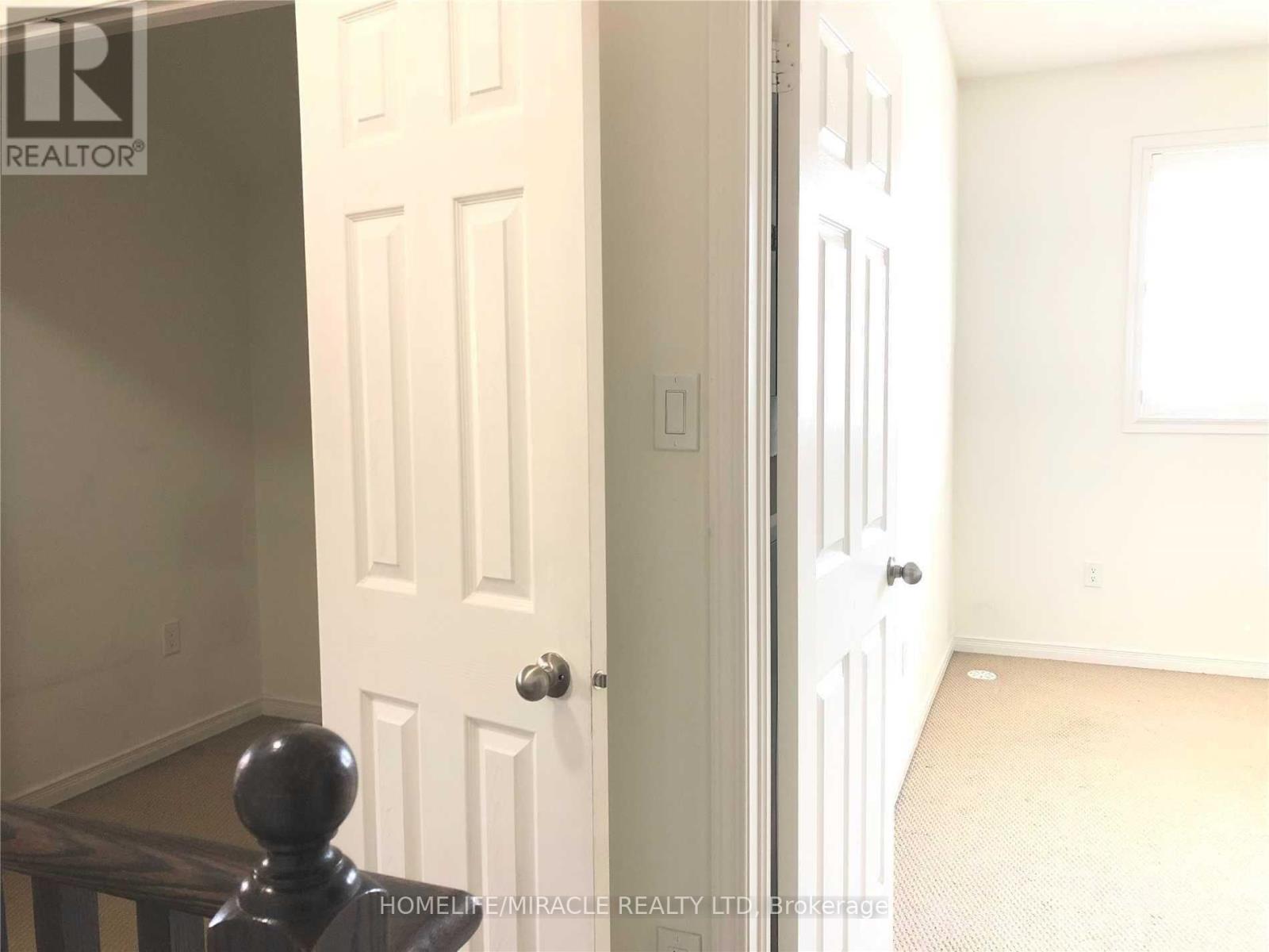 30 - 180 Howden Boulevard, Brampton, Ontario  L6S 0E6 - Photo 11 - W12505756