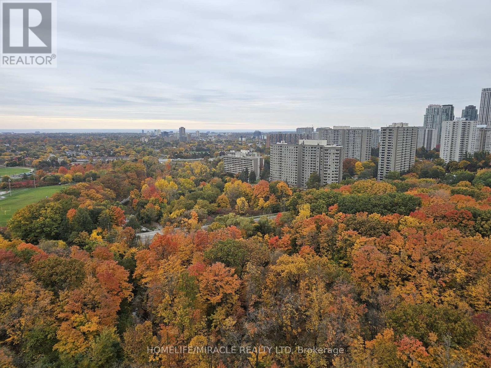 1901 - 202 Burnhamthorpe Road, Mississauga, Ontario  L5A 0B2 - Photo 6 - W12505814