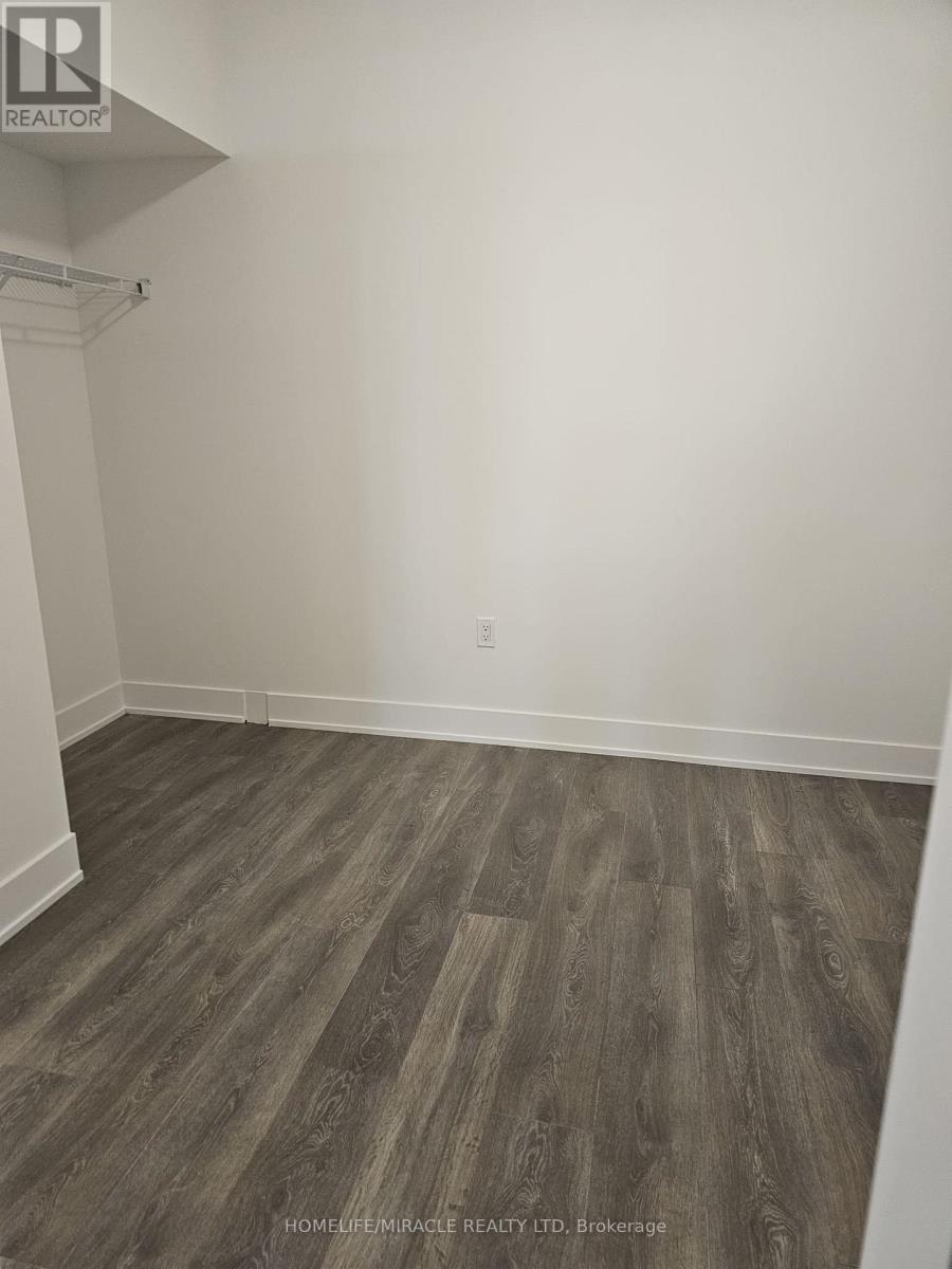 1901 - 202 Burnhamthorpe Road, Mississauga, Ontario  L5A 0B2 - Photo 8 - W12505814