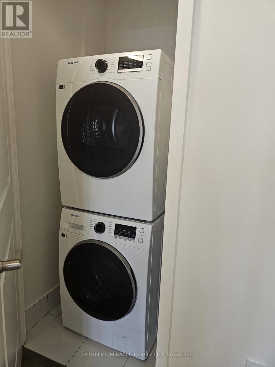 1901 - 202 Burnhamthorpe Road, Mississauga, Ontario  L5A 0B2 - Photo 9 - W12505814