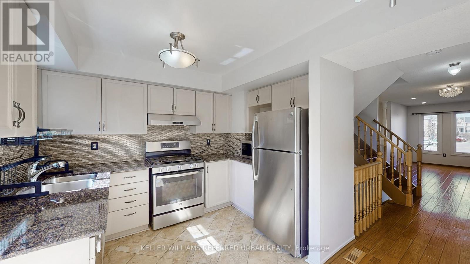 32 - 1050 Bristol Road, Mississauga, Ontario  L5V 2E8 - Photo 11 - W12433606