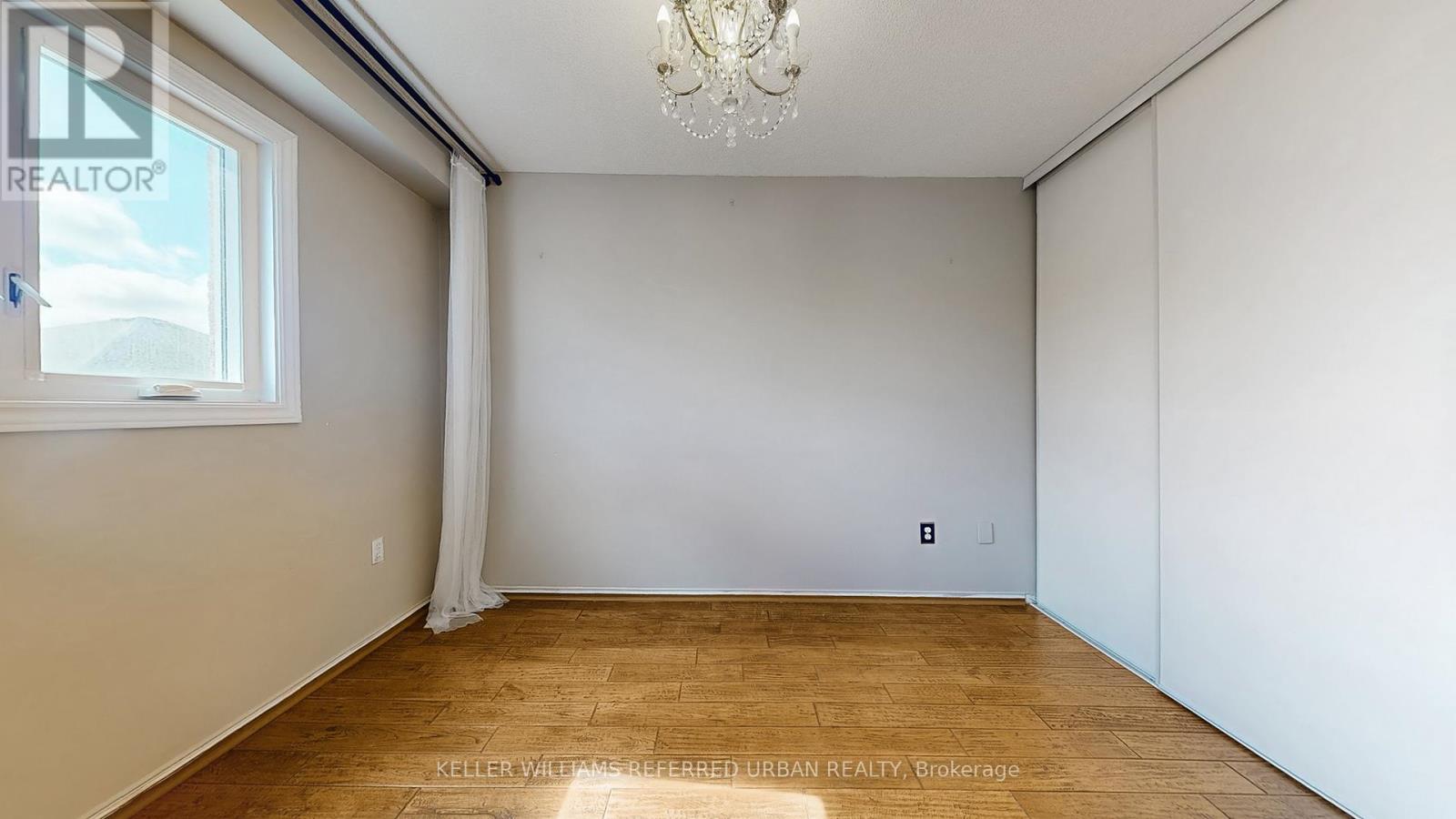 32 - 1050 Bristol Road, Mississauga, Ontario  L5V 2E8 - Photo 22 - W12433606