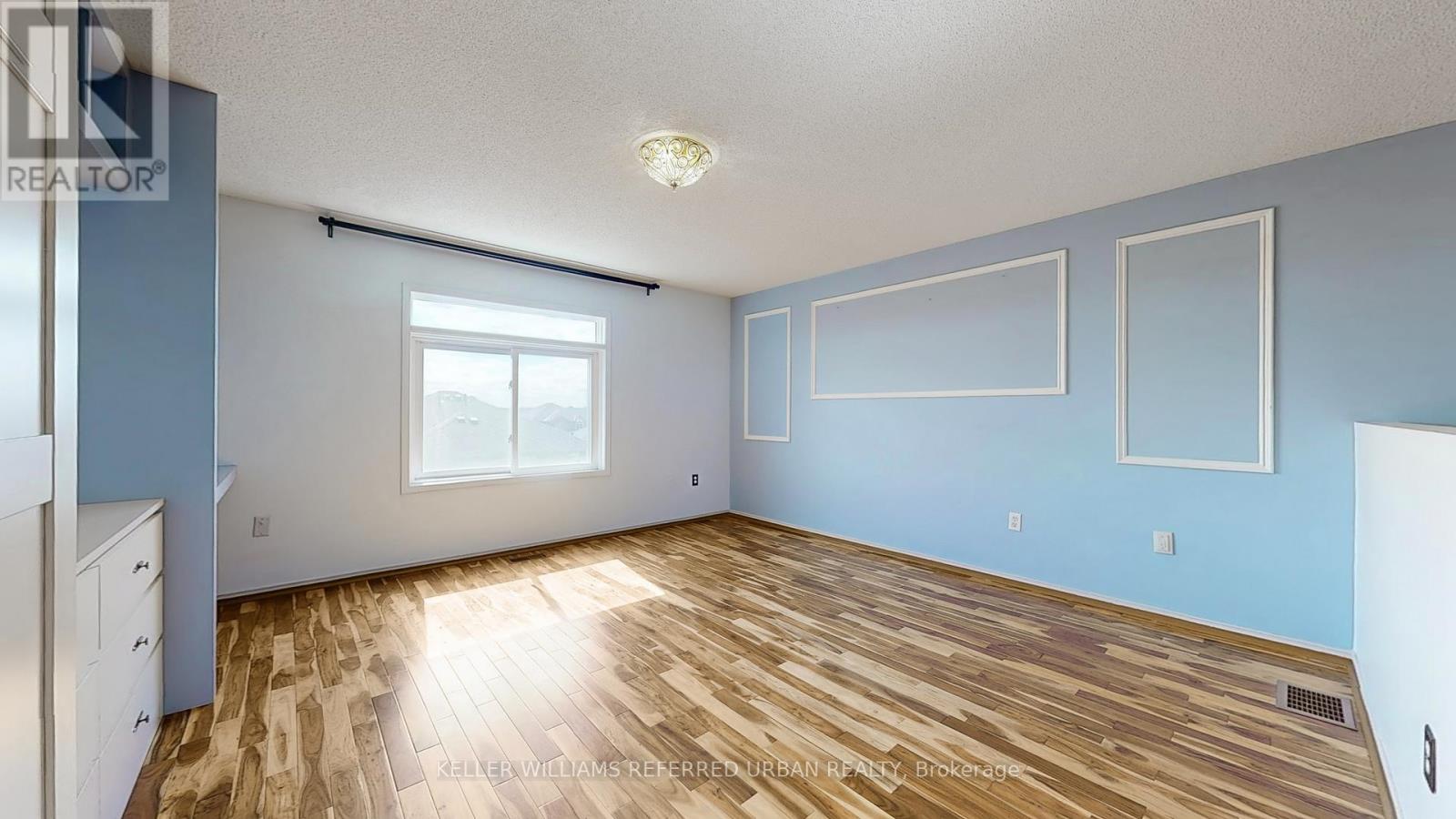 32 - 1050 Bristol Road, Mississauga, Ontario  L5V 2E8 - Photo 31 - W12433606