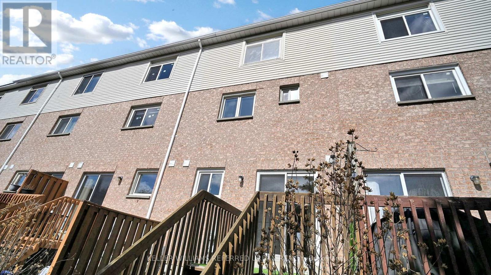 32 - 1050 Bristol Road, Mississauga, Ontario  L5V 2E8 - Photo 42 - W12433606