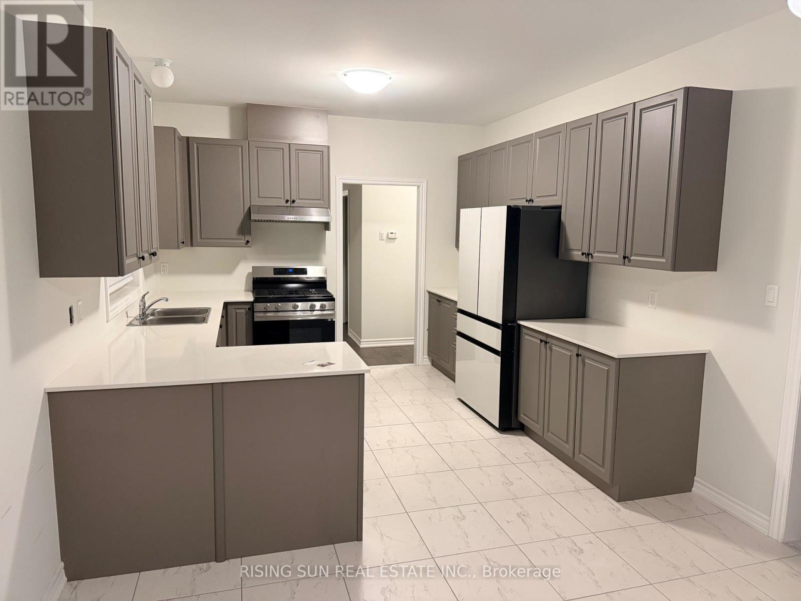 89 Palace Street, Thorold, Ontario  L2V 0J6 - Photo 19 - X12505026