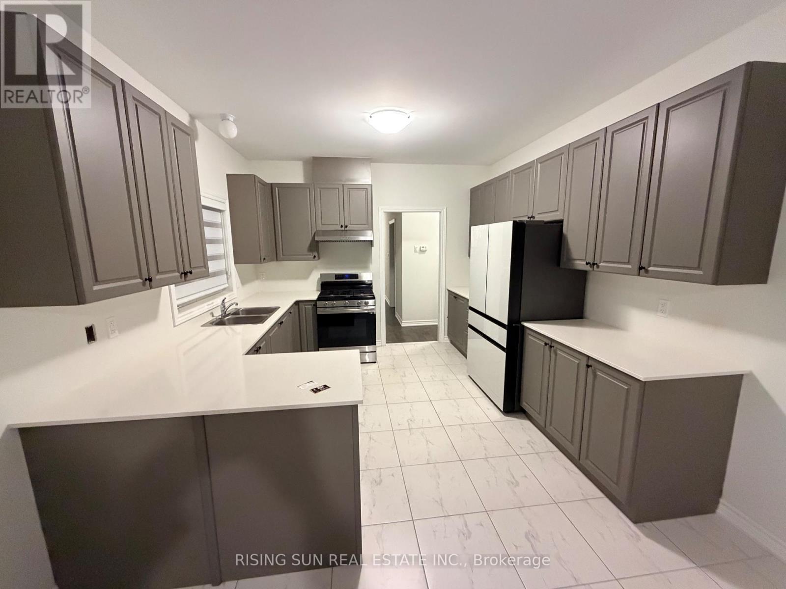 89 Palace Street, Thorold, Ontario  L2V 0J6 - Photo 18 - X12505026