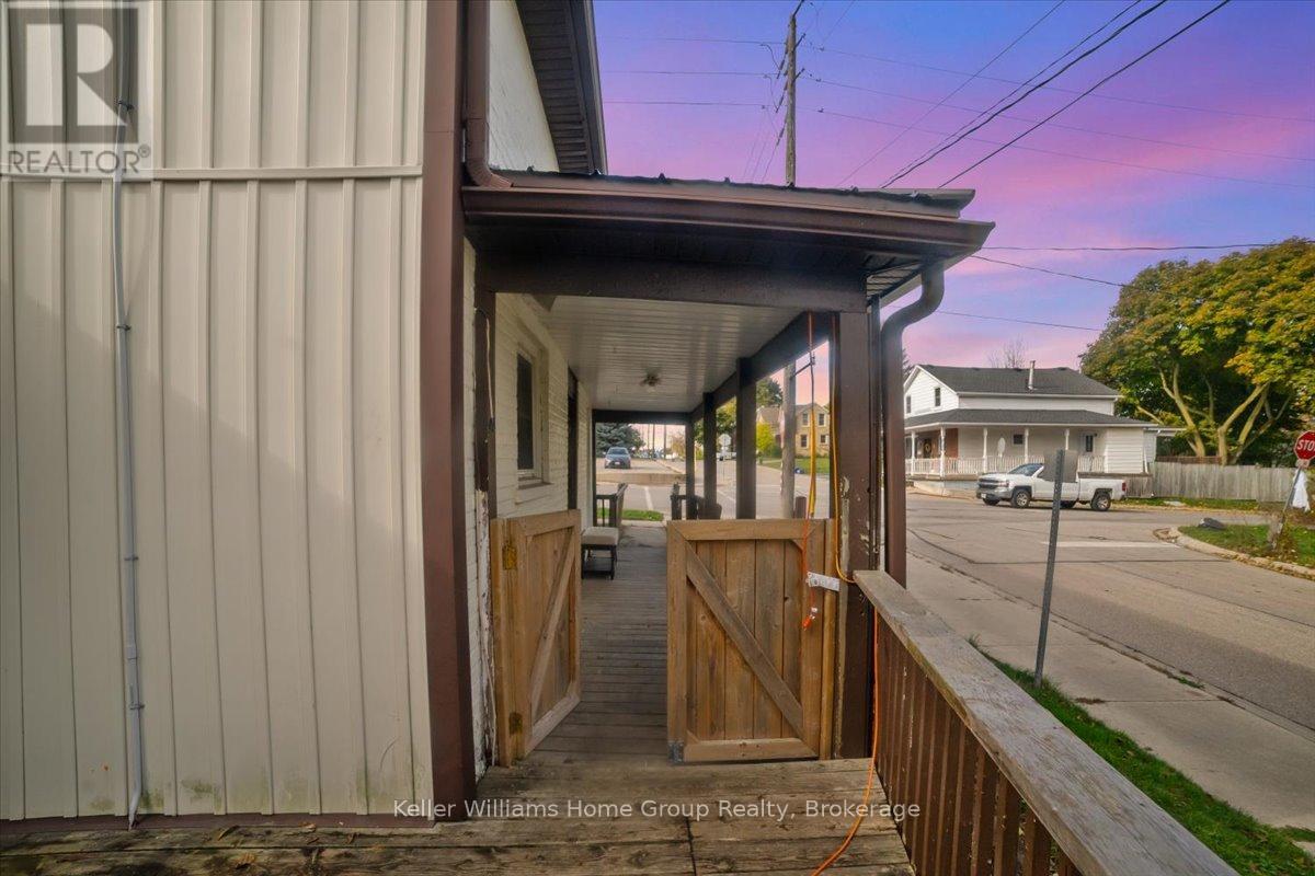 33 Mill Street, Woolwich, Ontario  N3B 2K5 - Photo 22 - X12505838