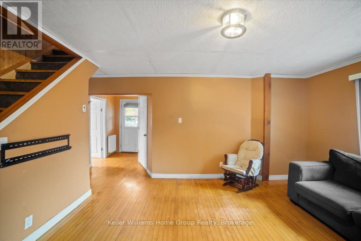 33 Mill Street, Woolwich, Ontario  N3B 2K5 - Photo 3 - X12505838