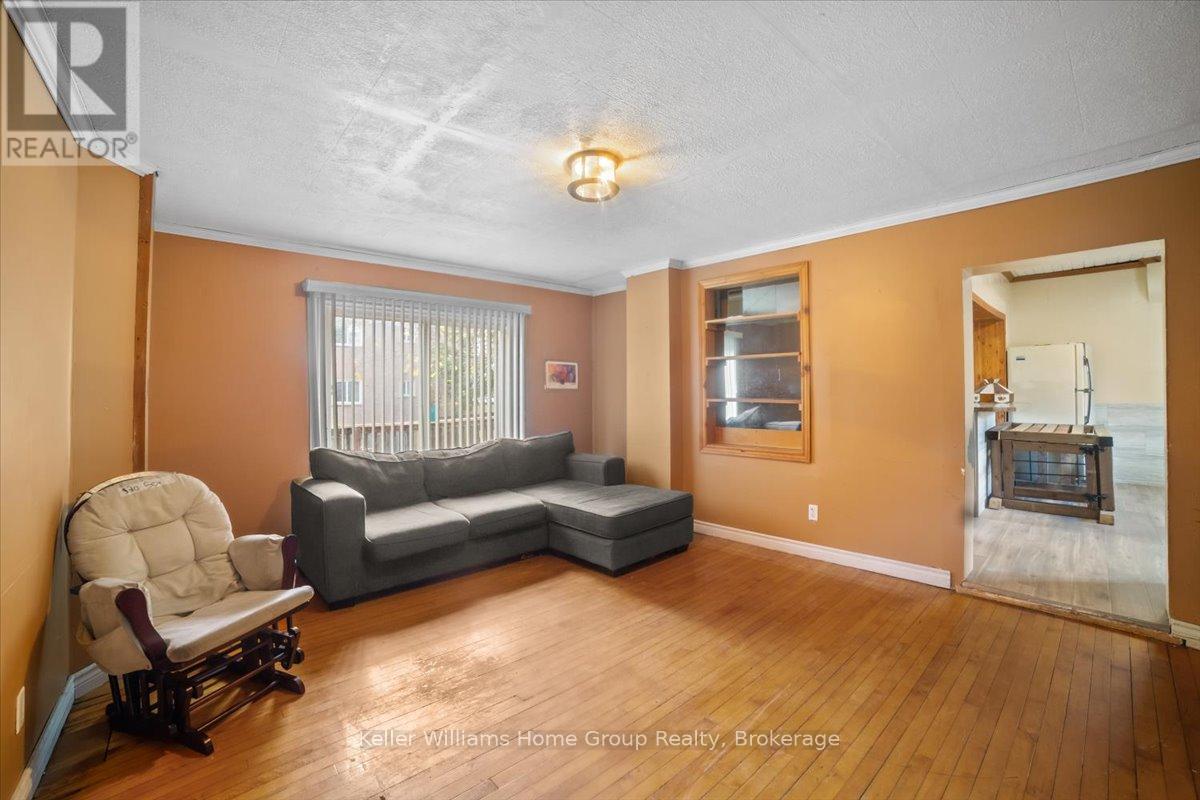 33 Mill Street, Woolwich, Ontario  N3B 2K5 - Photo 4 - X12505838