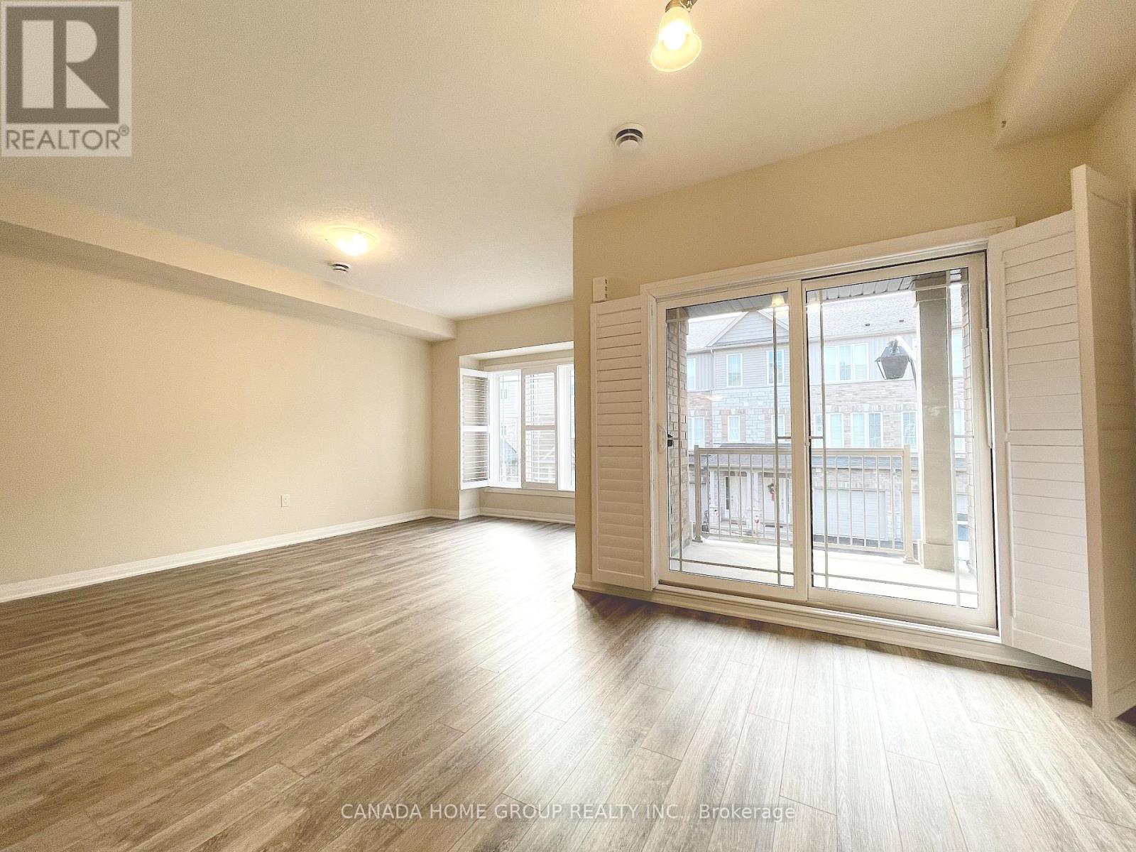 33 Laguna Village Crescent, Hamilton, Ontario  L0R 1P0 - Photo 5 - X12505774