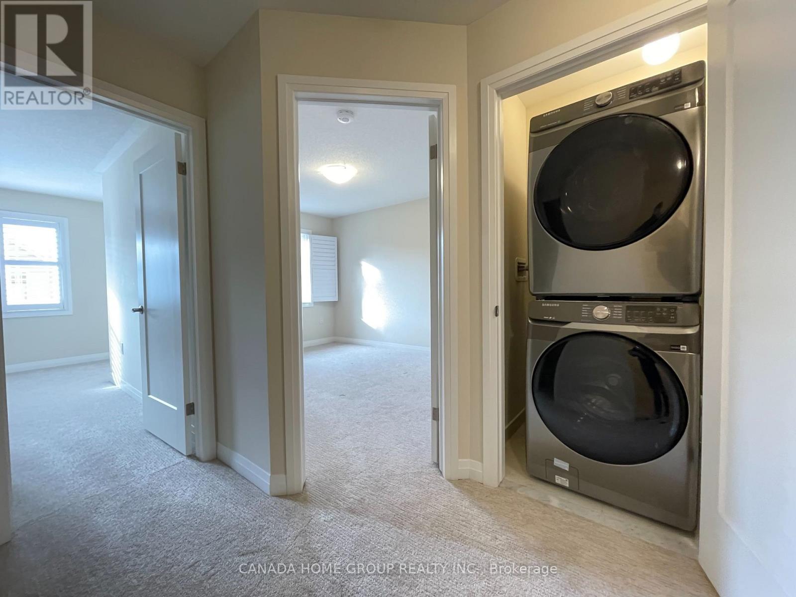 33 Laguna Village Crescent, Hamilton, Ontario  L0R 1P0 - Photo 8 - X12505774