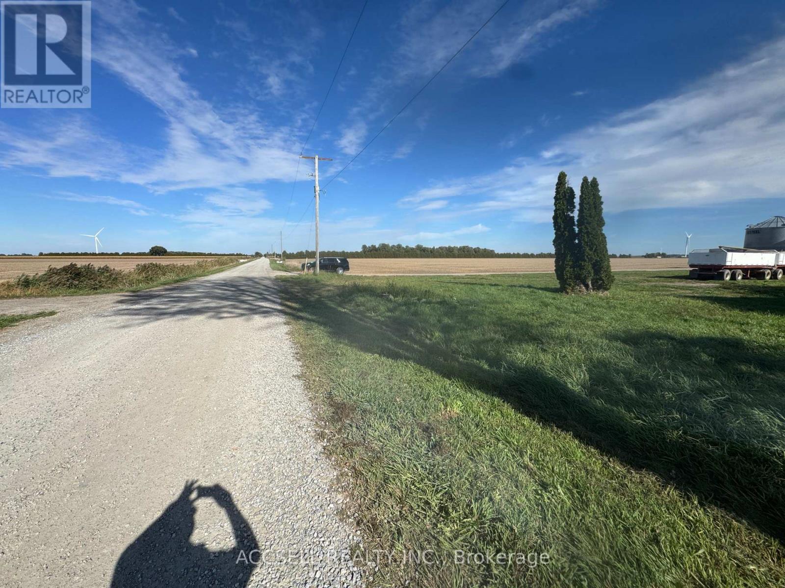 9576 Bush Line Line, Chatham-Kent, Ontario  N0P 2M0 - Photo 3 - X12505784